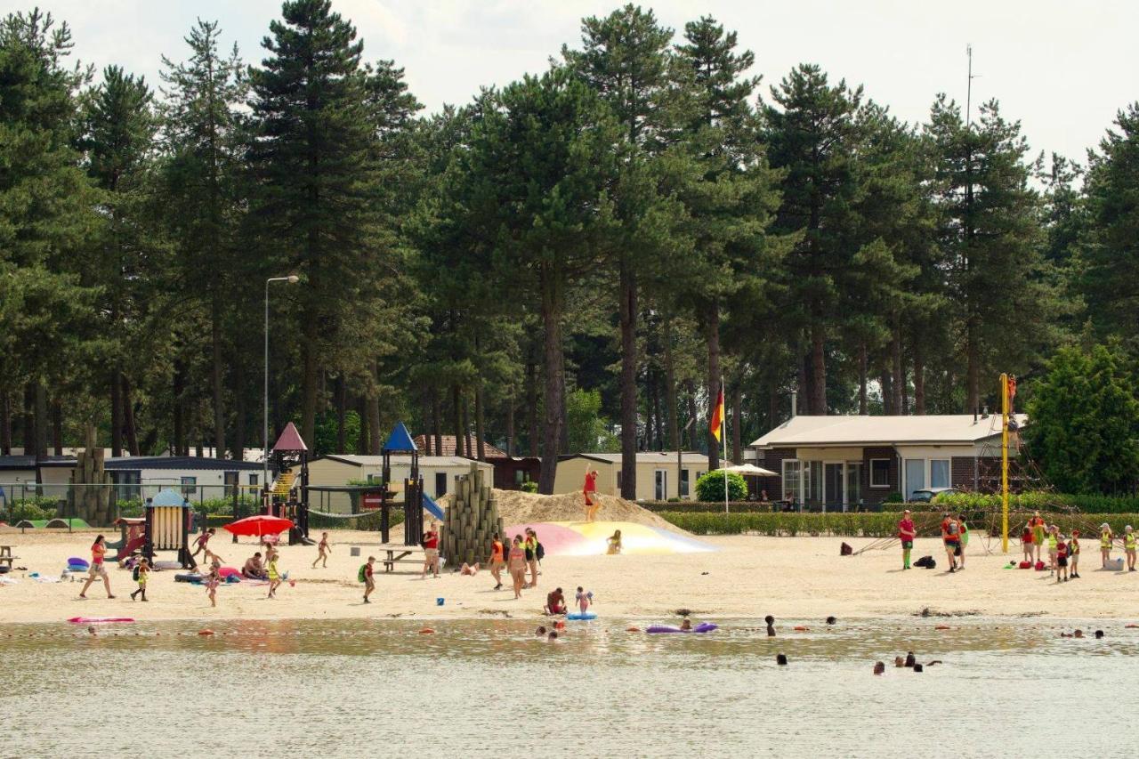 Luxe Vakantiehuis In Het Bos Overbroek المظهر الخارجي الصورة