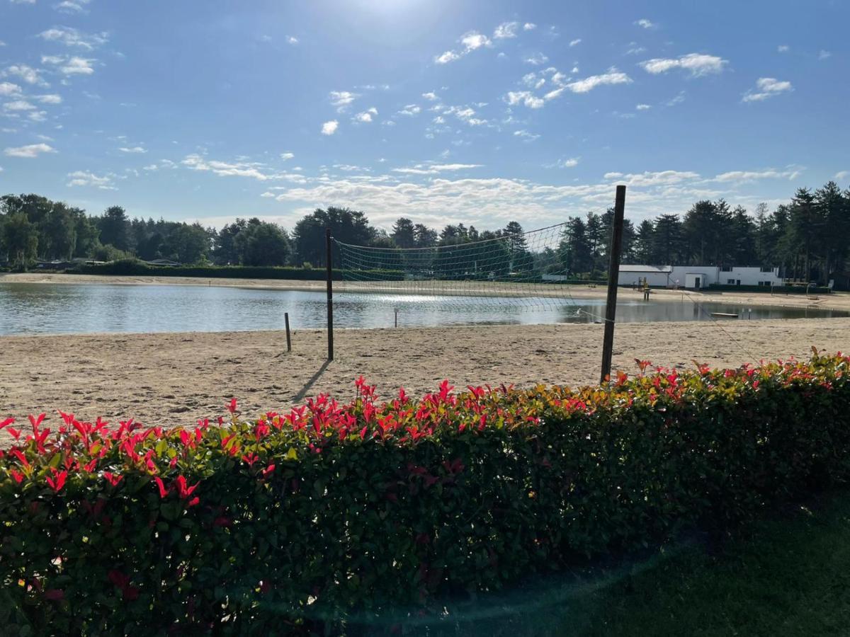 Luxe Vakantiehuis In Het Bos Overbroek المظهر الخارجي الصورة