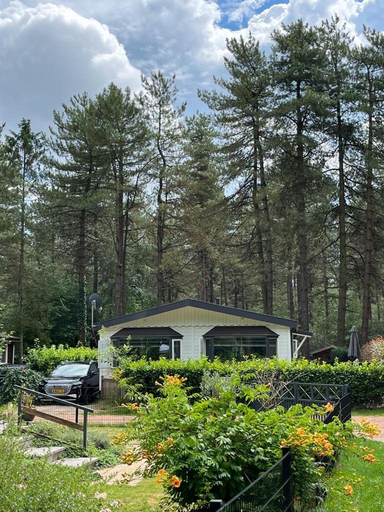 Luxe Vakantiehuis In Het Bos Overbroek المظهر الخارجي الصورة