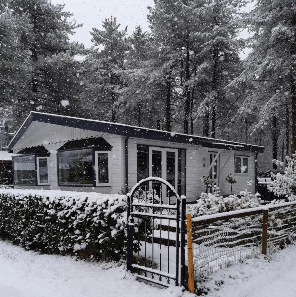 Luxe Vakantiehuis In Het Bos Overbroek المظهر الخارجي الصورة