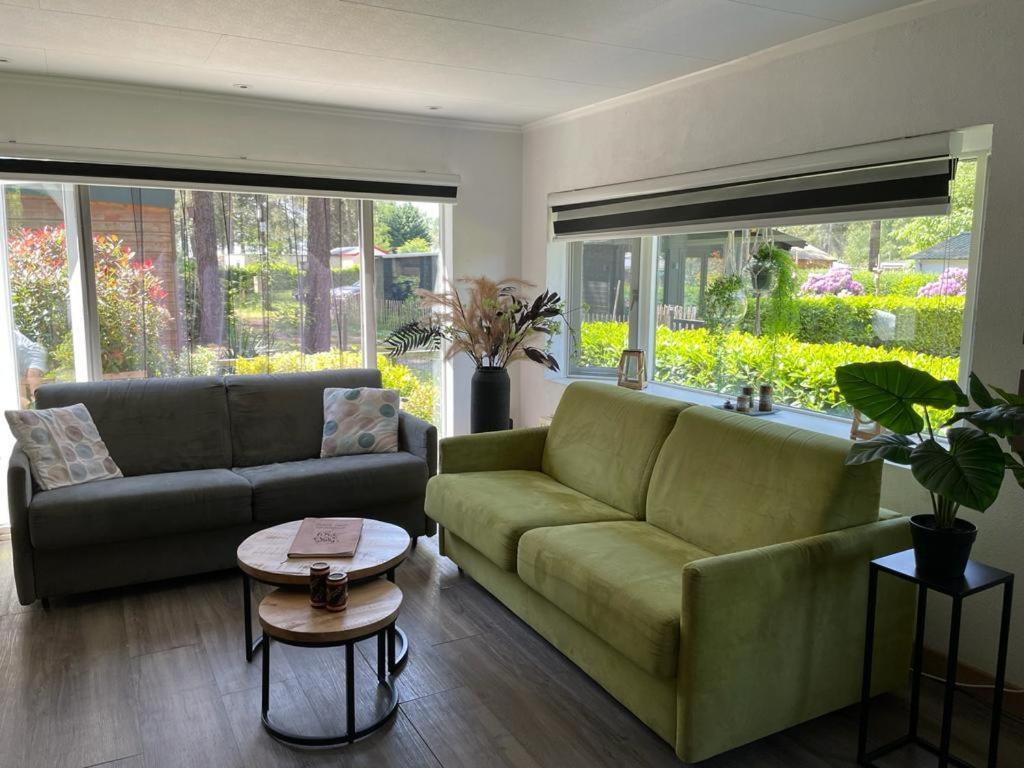 Luxe Vakantiehuis In Het Bos Overbroek المظهر الخارجي الصورة